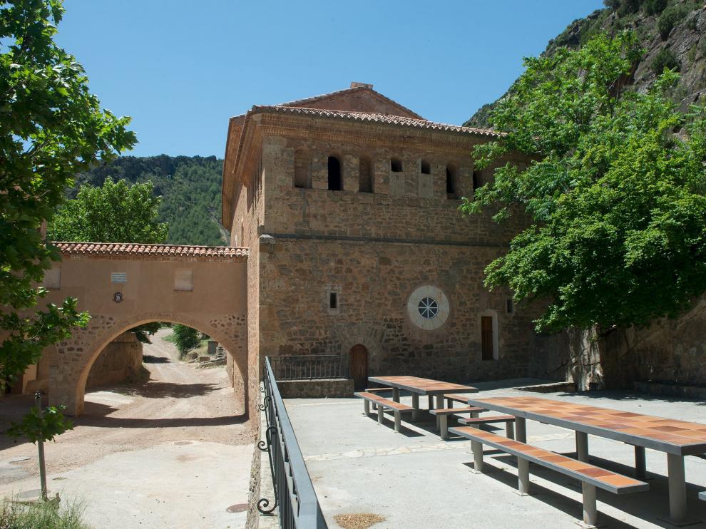 Vecinos de once localidades de la comarca Comunidad de Teruel acuden en romería cada año a la ermita de la Virgen de la Fuensanta