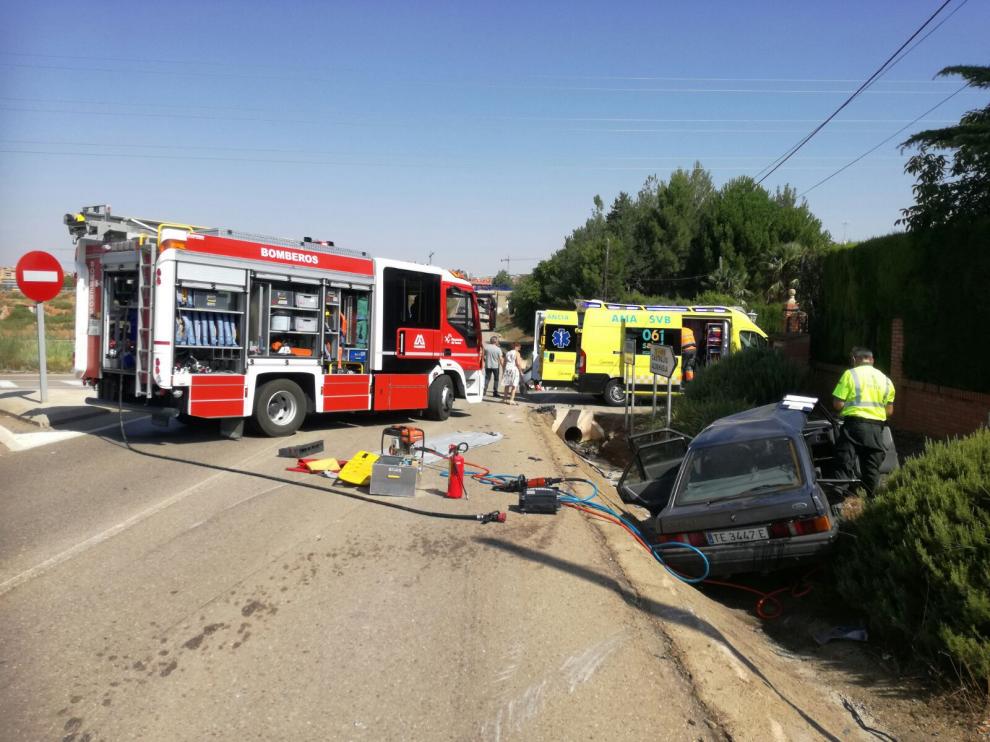 Operativo desplegado tras el accidente registrado en la carretera a Castralvo.
