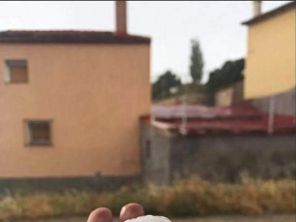 Granizo caído este jueves en Pomer.