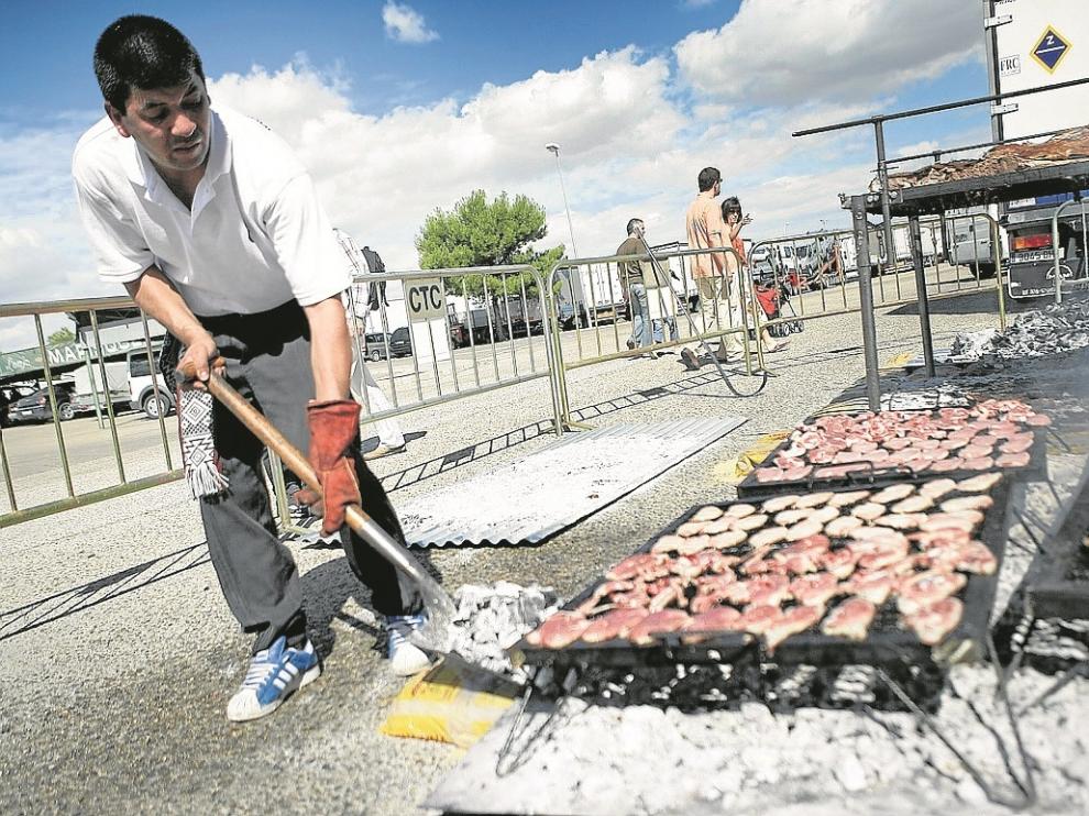La barbacoa es un estilo de preparar la carne que se extendió al mundo desde América.