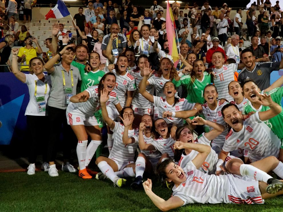 La selección sub 20 celebra el pase a la final tras derrotar a Francia