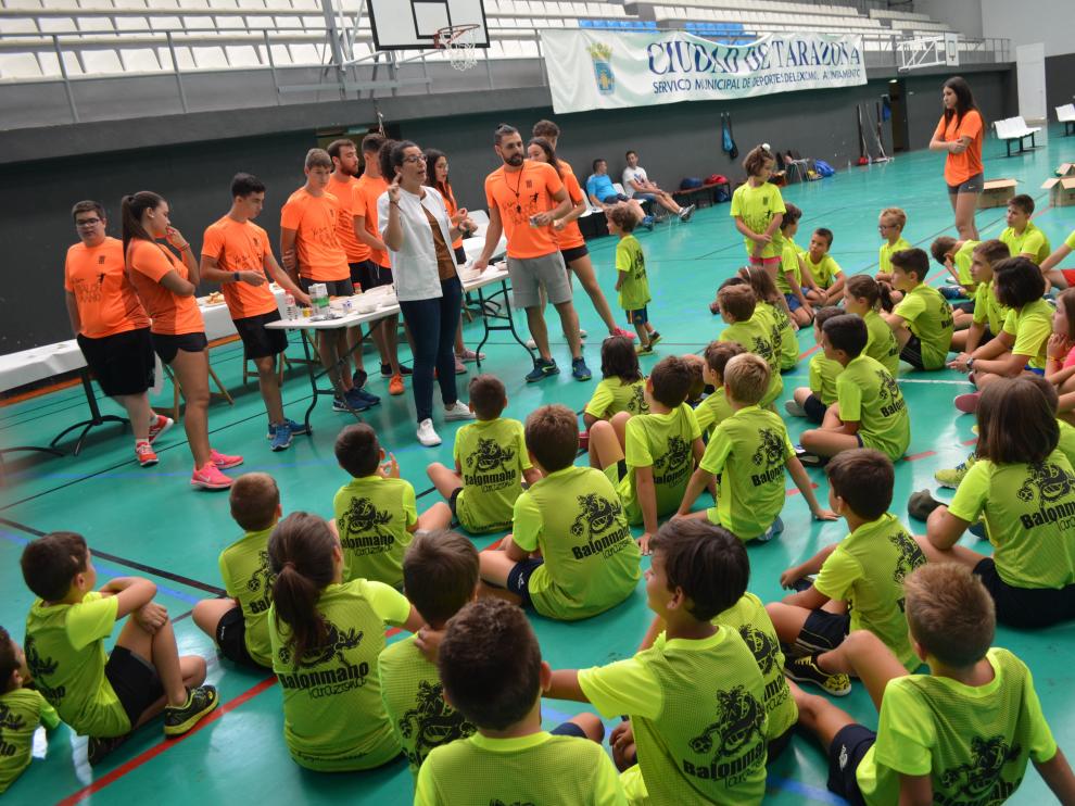 Pie de foto: Medio centenar de niños han participado en esta tercera edición.