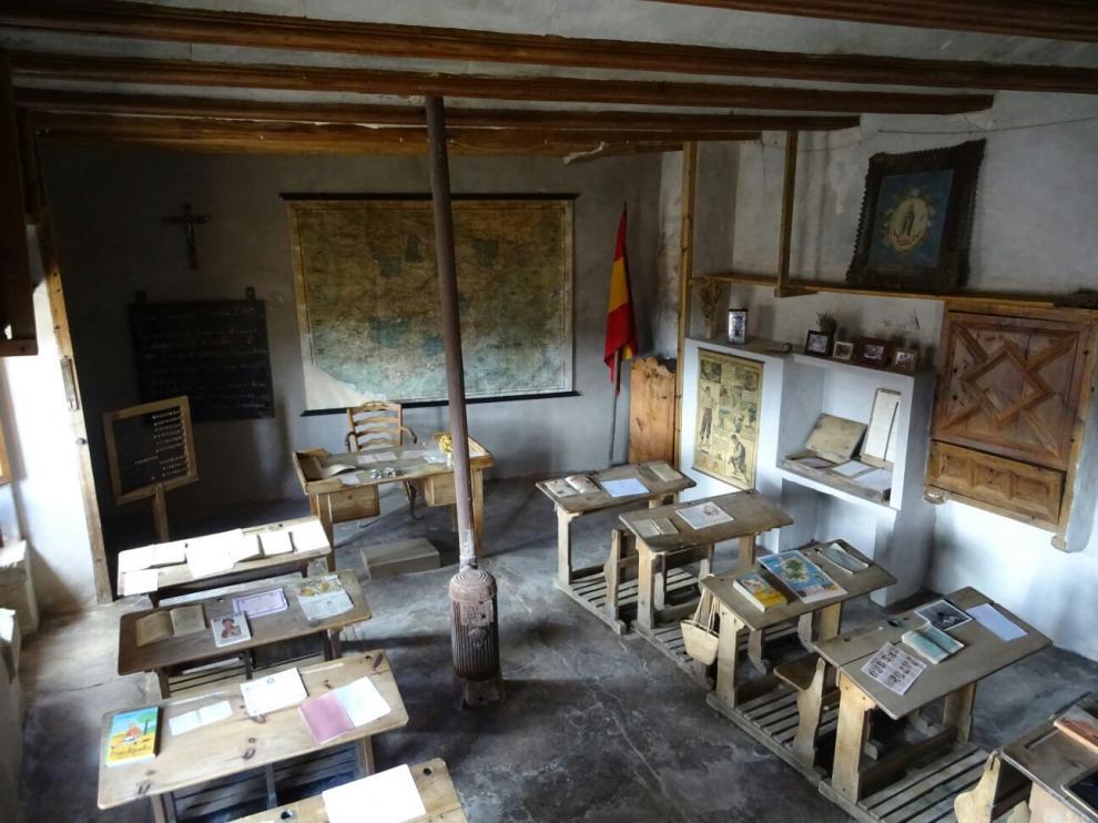 Antigua escuela de La Cañada de Benatanduz.