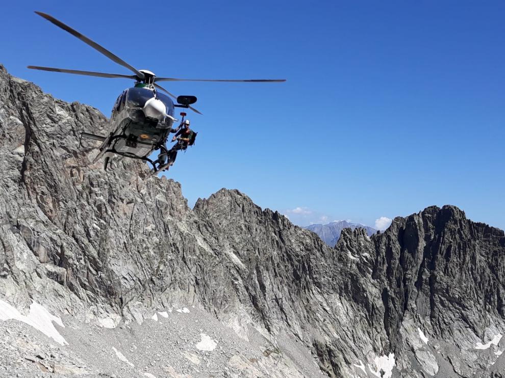 Rescate del cuerpo del montañero fallecido