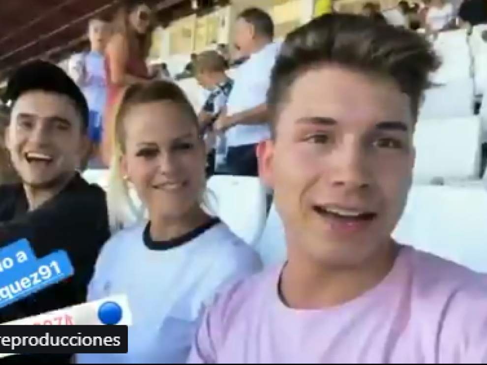 Raoul, en la Romareda, junto a su primo Sam