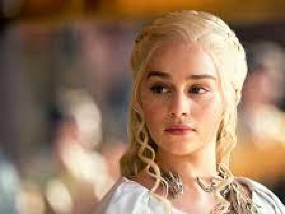 Emilia Clarke en una imagen de Juego de Tronos