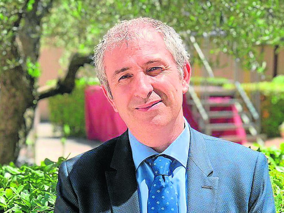 Enrique Ávila participó en el Curso de Verano de la UNED.