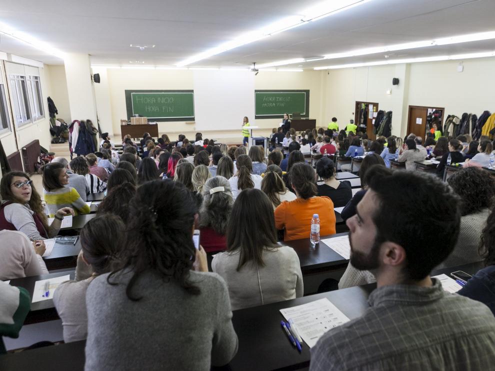 Foto de archivo de las últimas oposiciones de enfermería, que se celebraron en abril de 2018.