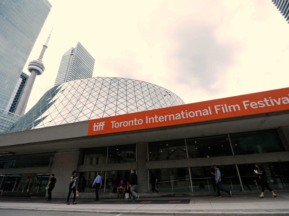 La sede del festival y la CN Tower de Toronto, en la inauguración del festival.