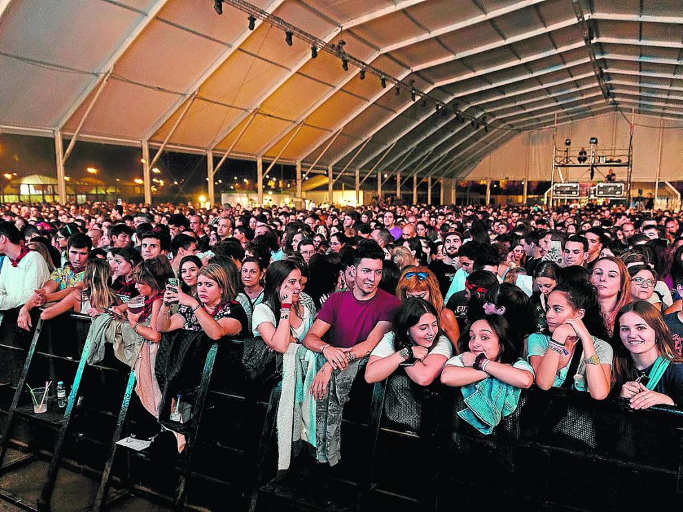 Concierto de Melendi en el Parking Norte durante las fiestas del Pilar de 2017.