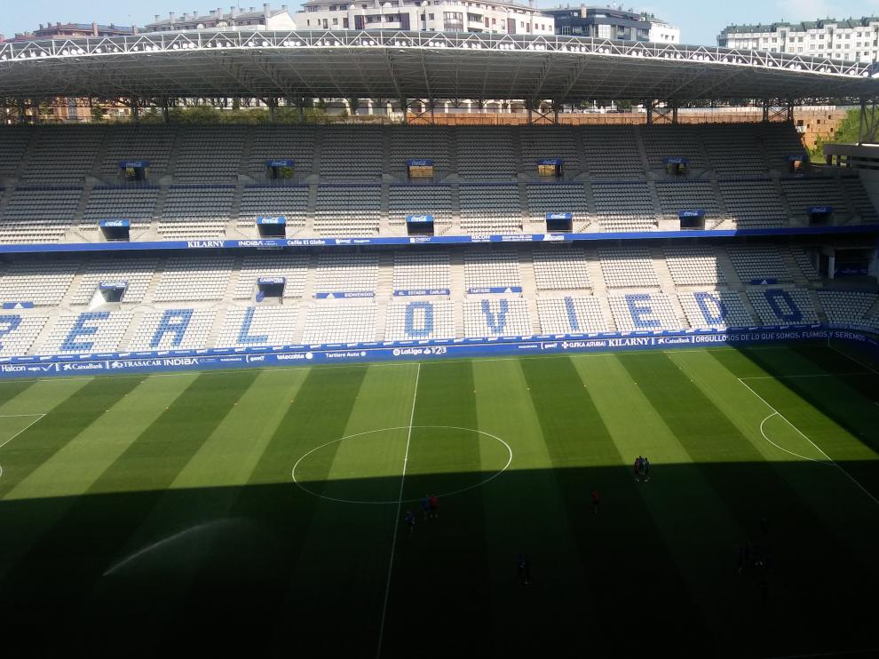 Estado del Carlos Tartiere una hora antes del Oviedo-Real Zaragoza.