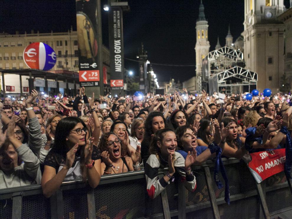 El buen ambiente esta asegurado en los conciertos de las Fiestas del Pilar.