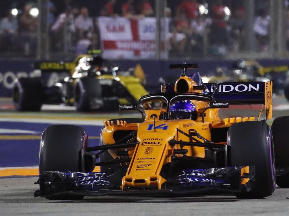 Alonso, durante la carrera en Singapur.