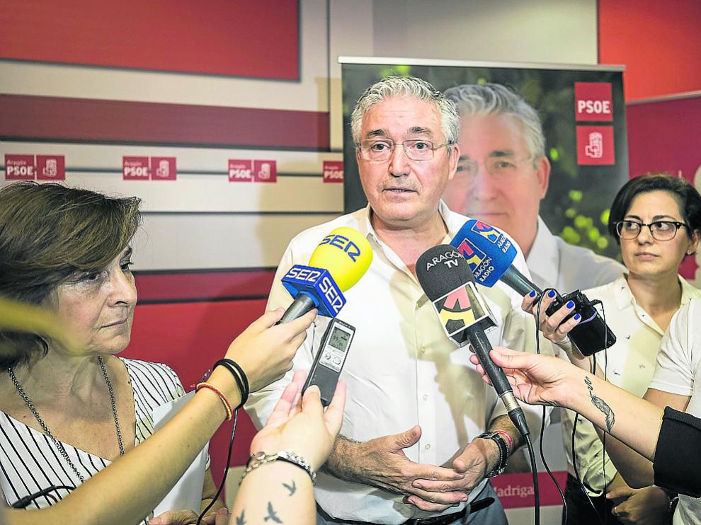Florencio García Madrigal, antes de la presentación de su programa en la sede del PSOE.