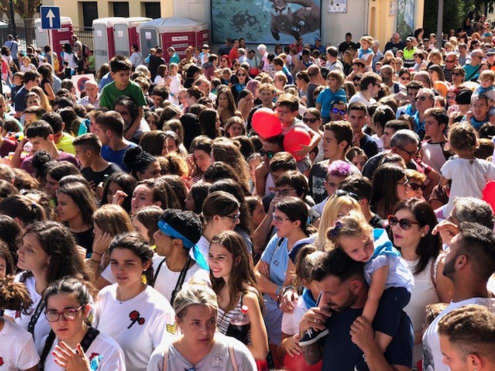 Colorista estallido de las fiestas de Monzón