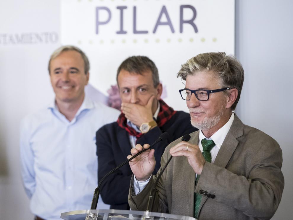 Pedro Santisteve durante la presentación de las fiestas del Pilar