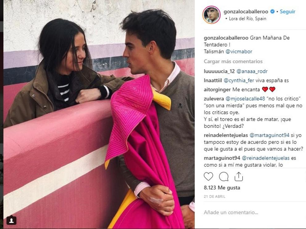 Imagen de la pareja en un tentadero.