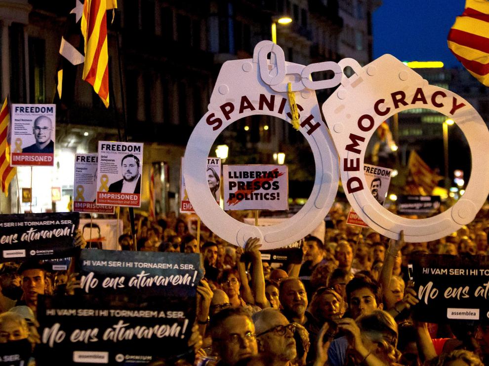 Concentración en Barcelona por la libertad de los Jordis