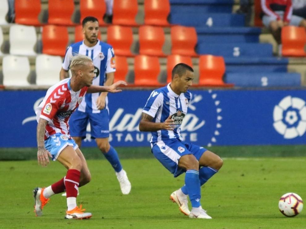 Sergio Gil en un partido de esta pretemporada frente al Deportivo de La Coruña.