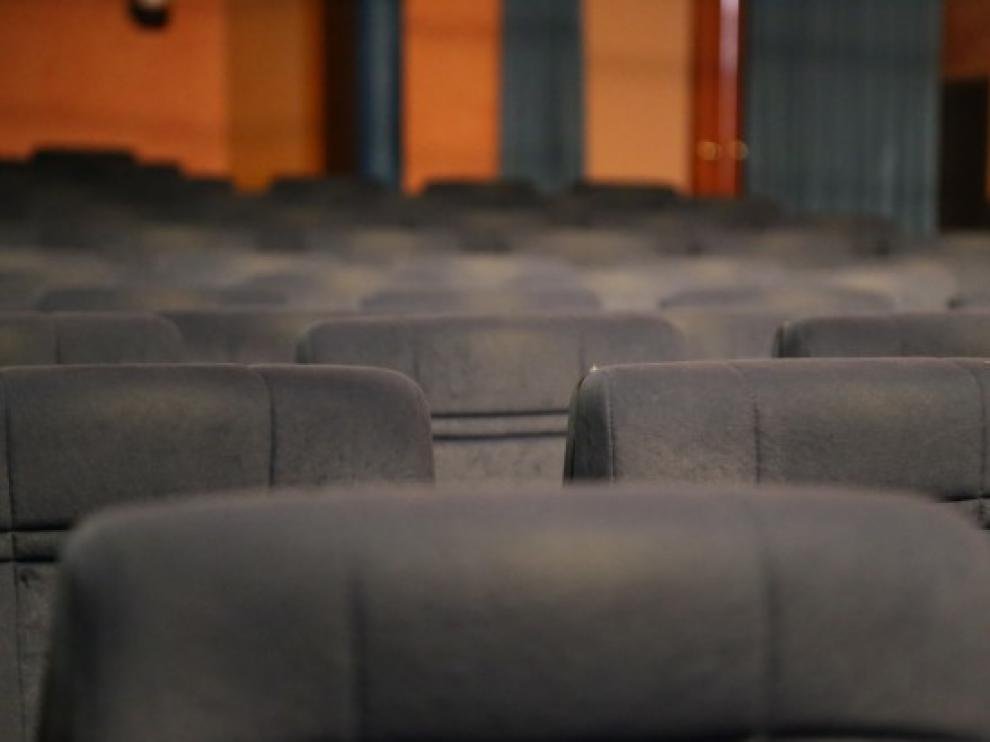 La sala Goya de Mequinenza tiene capacidad para 280 personas.