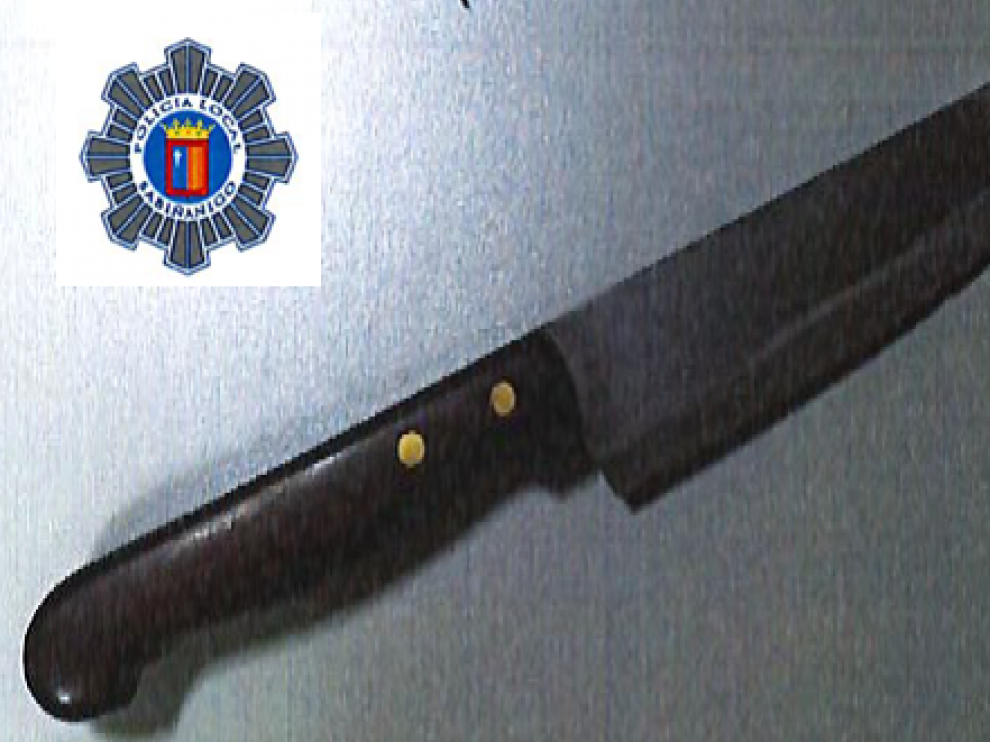 Los agentes le intervinieron un cuchillo de 16 centímetros de hoja
