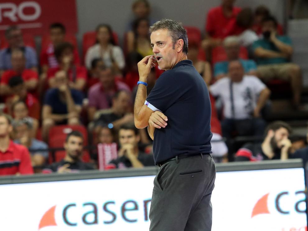 Porfi Fisac, entrenador del Tecnyonta Zaragoza.