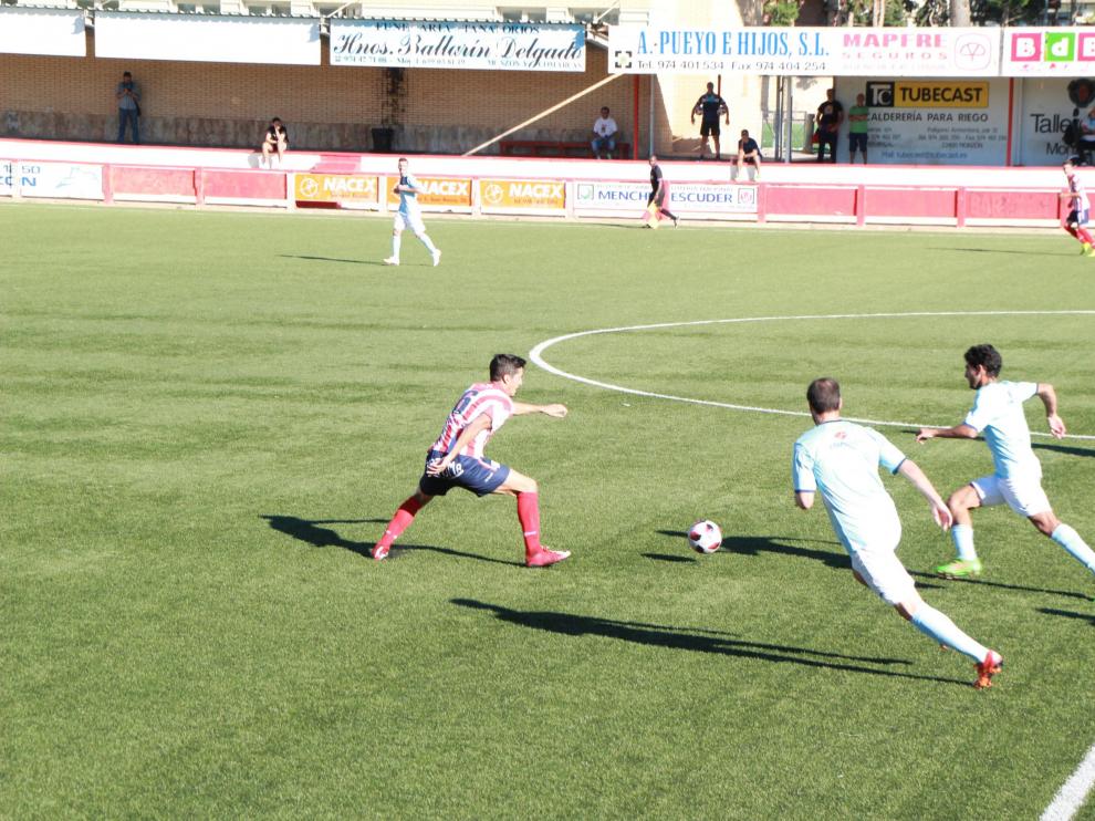 Fútbol. Tercera División- Monzón vs. Brea