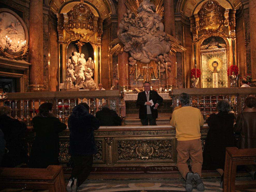 Misa por el 80 aniversario de la Fundación de la Caballeros del Pilar en la basílica del Pilar el 2 de febrero de 2008