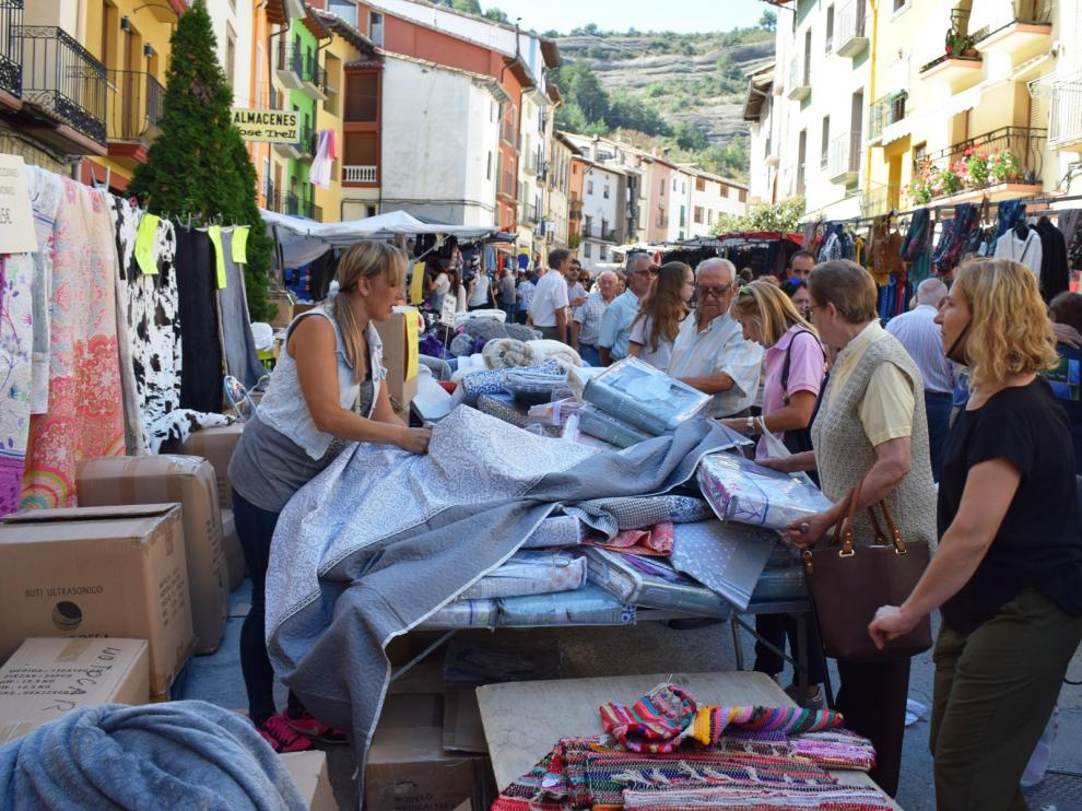 Graus celebra una muy animada Feria de San Miguel