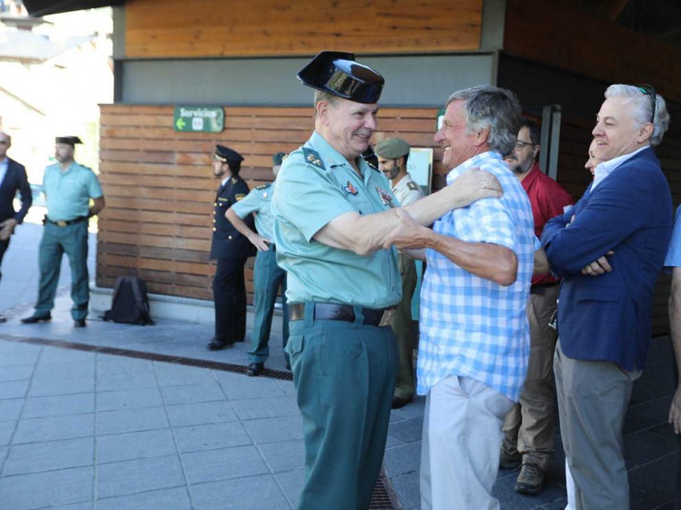 Ordesa rinde homenaje a la Guardia Civil por proteger a las personas y la naturaleza