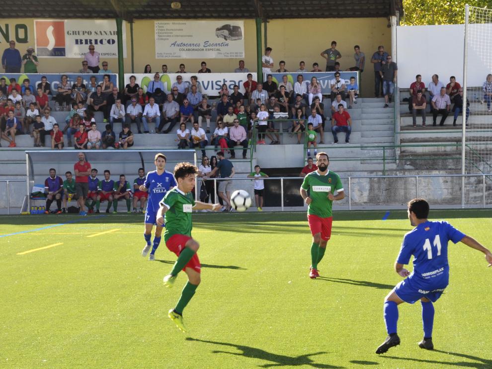 Fútbol. Regional Preferente- Jacetano vs. Peña Ferranca.