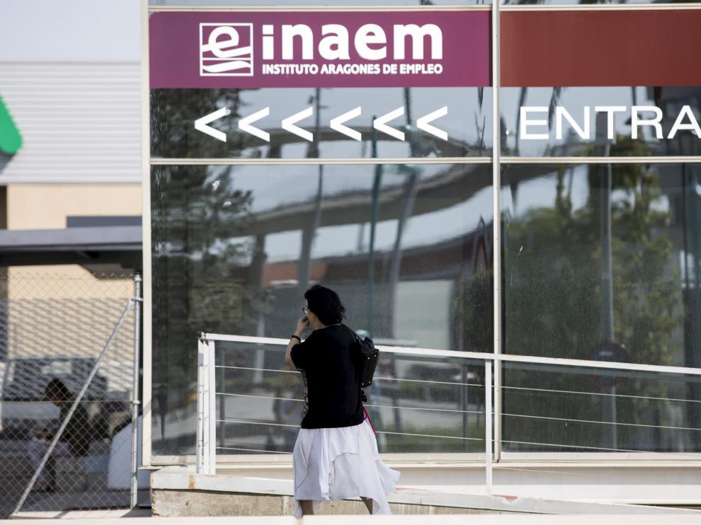 Oficina de empleo del Inaem en Zaragoza.