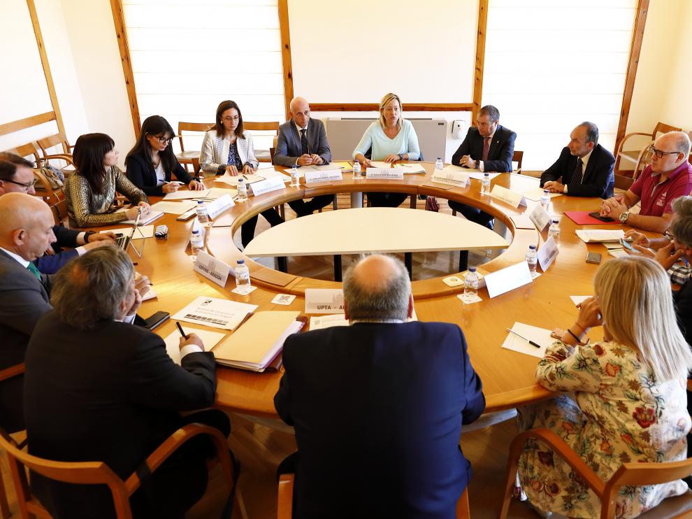Acto de constitución del Consejo Aragonés de Trabajo Autonónomo (CATA), al que asistió al consejera Marta Gastón.