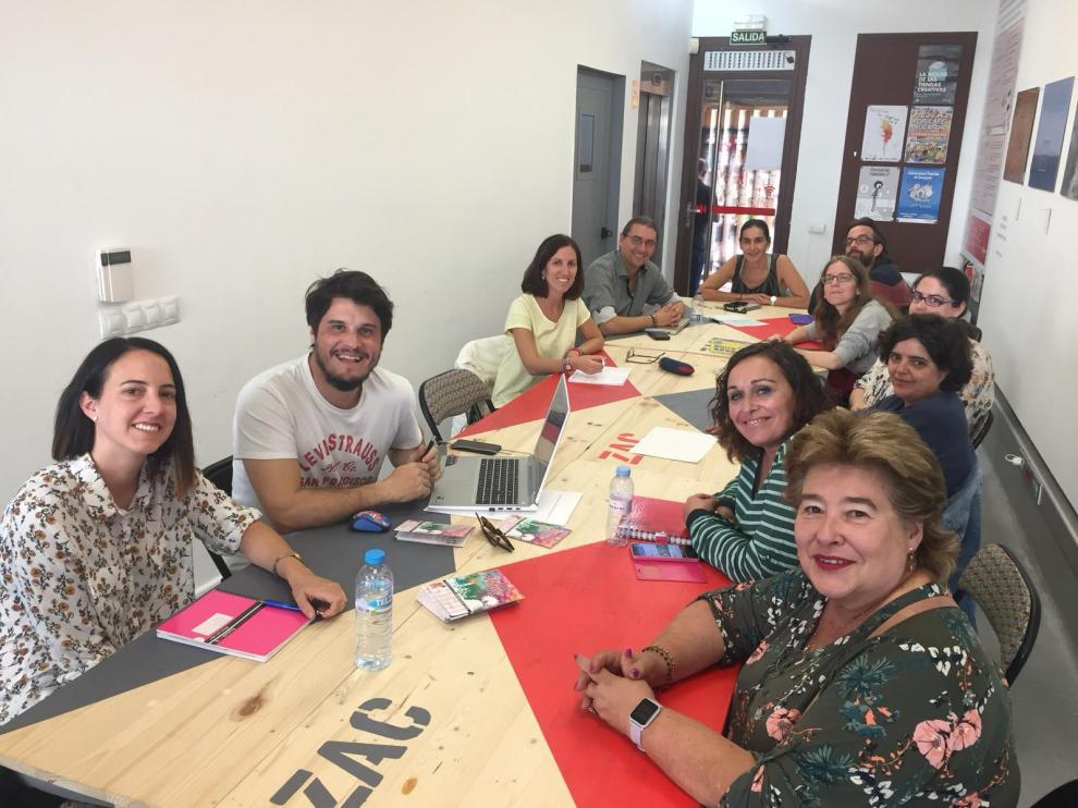 Alumnos en uno de los talleres del ciclo 'Tiendas con Gancho