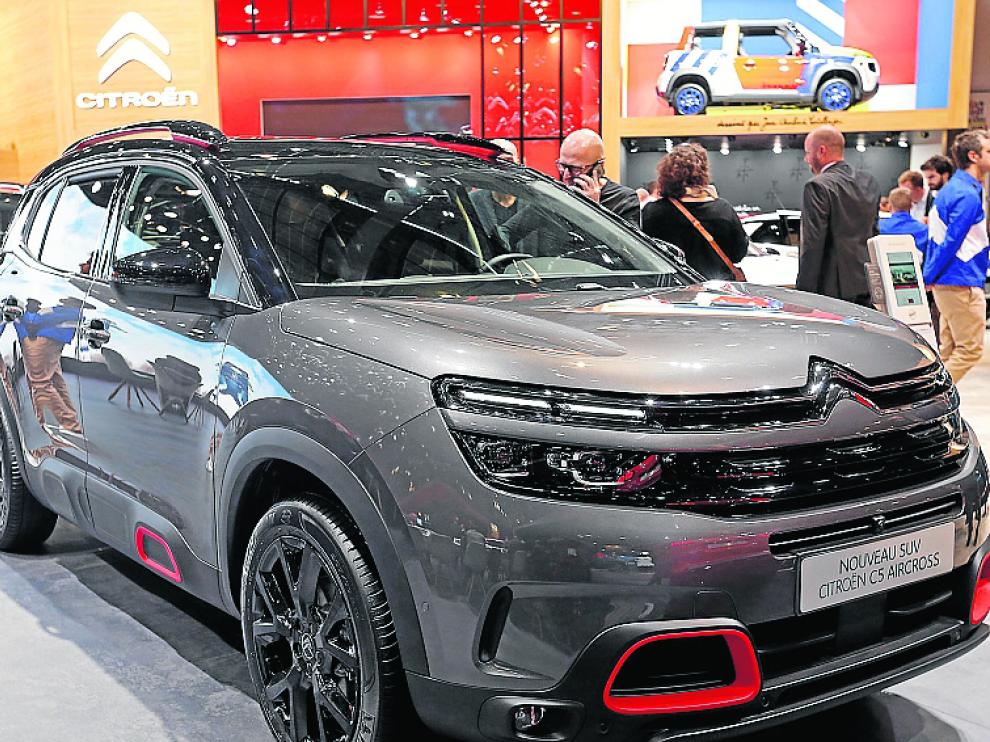 Una fiesta del coche eléctrico en París.