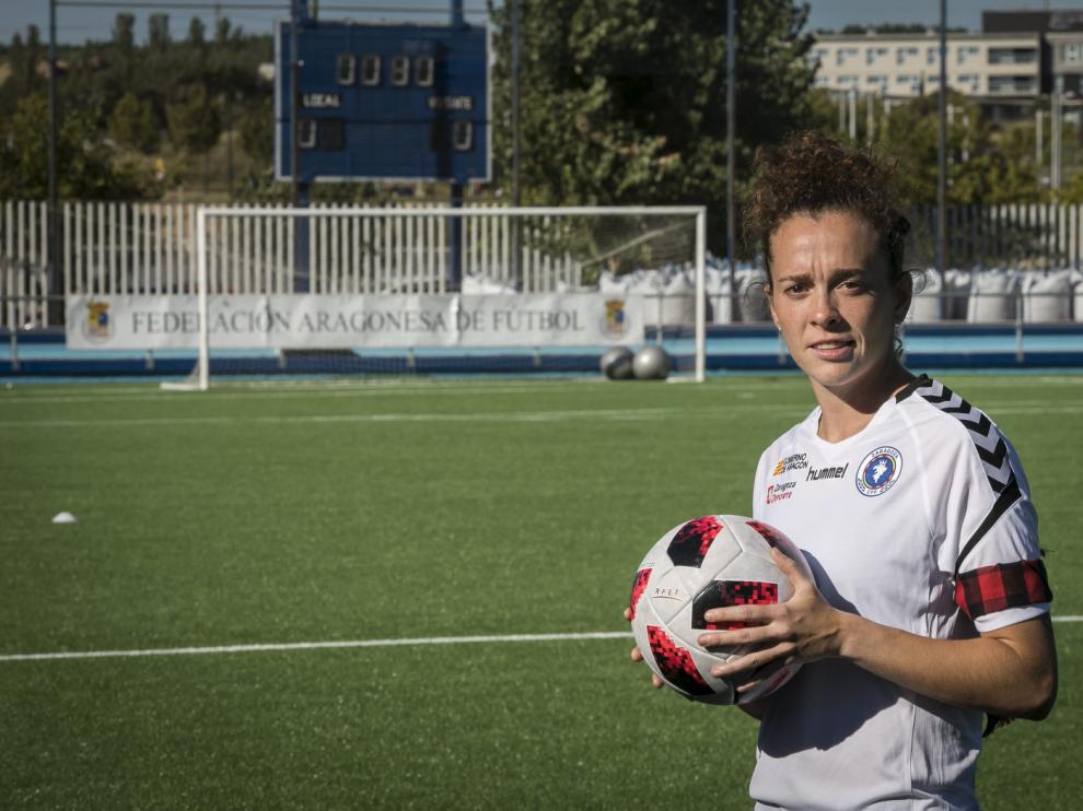 Nuria Mallada, capitana del Zaragoza Club de Fútbol Femenino