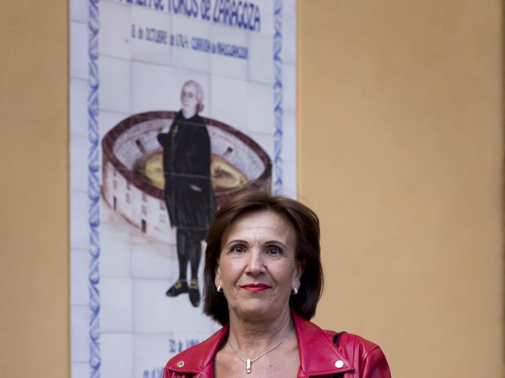 Digna Navarro, posando en el patio de cuadrillas de La Misericordia.