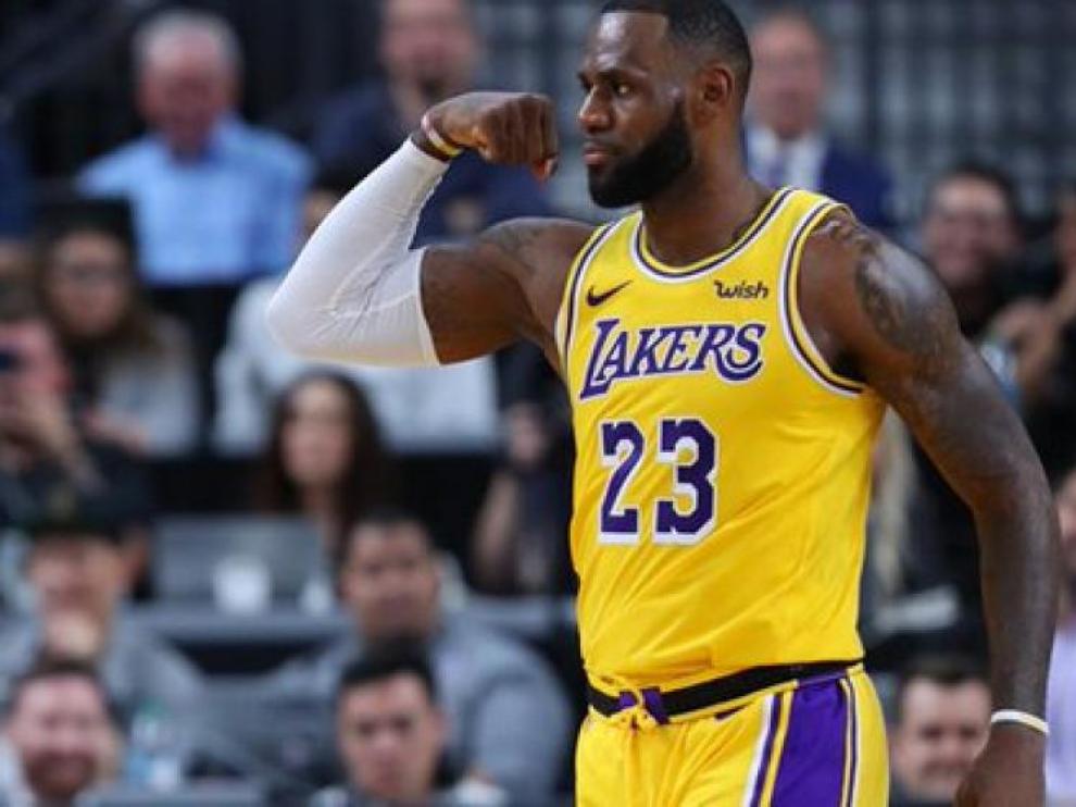 LeBron James, gran figura de la NBA y de los Lakers.