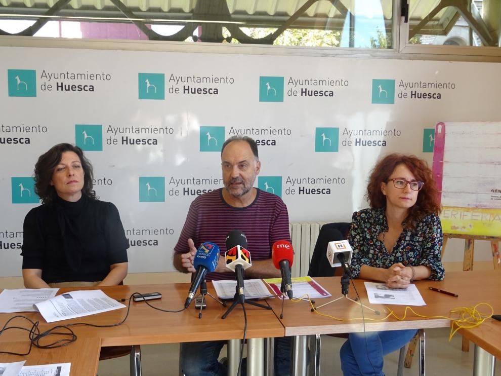 De izquierda a derecha, Estela Rasal, Luis Lles y Elena Gómez.