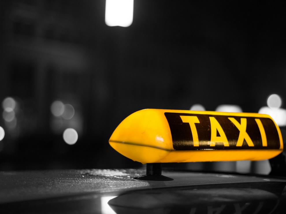 El detenido fue interceptado mientras trataba de huir en un taxi.