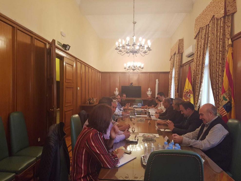 Reunión en Subdelegación por la vía verde de Ojos Negros.