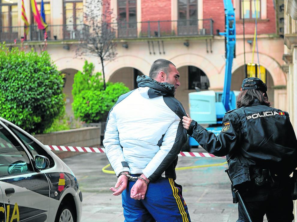 Uno de los presuntos miembros de la red de inmigración ilegal que declaró ayer ante el juez.
