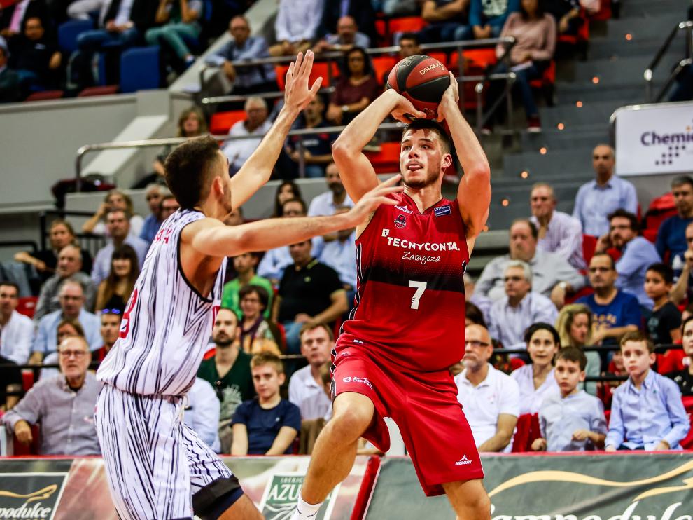 Barreiro lanza a canasta en el partido ante el Fuenlabrada.