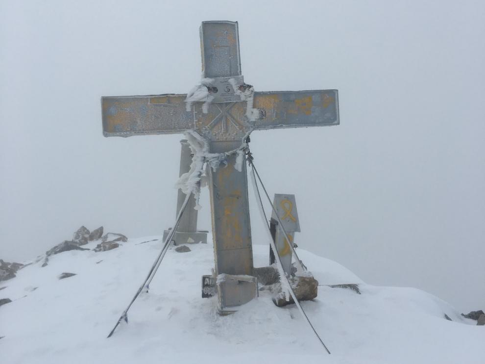 Imagen de la cima del Aneto tomada el sábado por el montañero danés Hans Henrik.