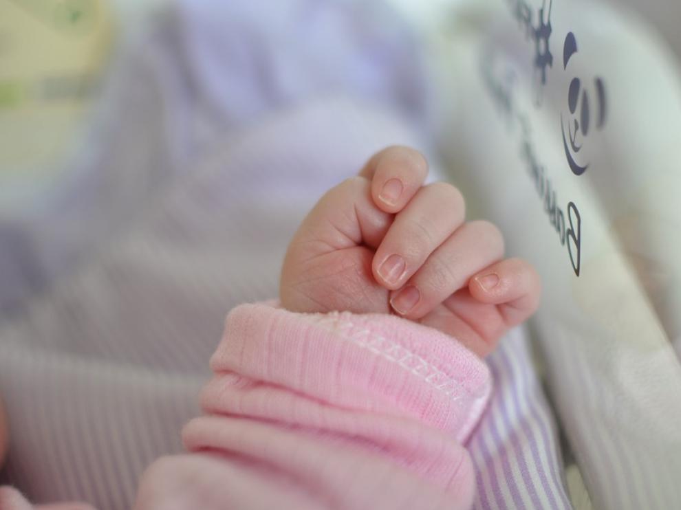 Les hacía creer que las células madre del cordón umbilical eran crioconservadas
