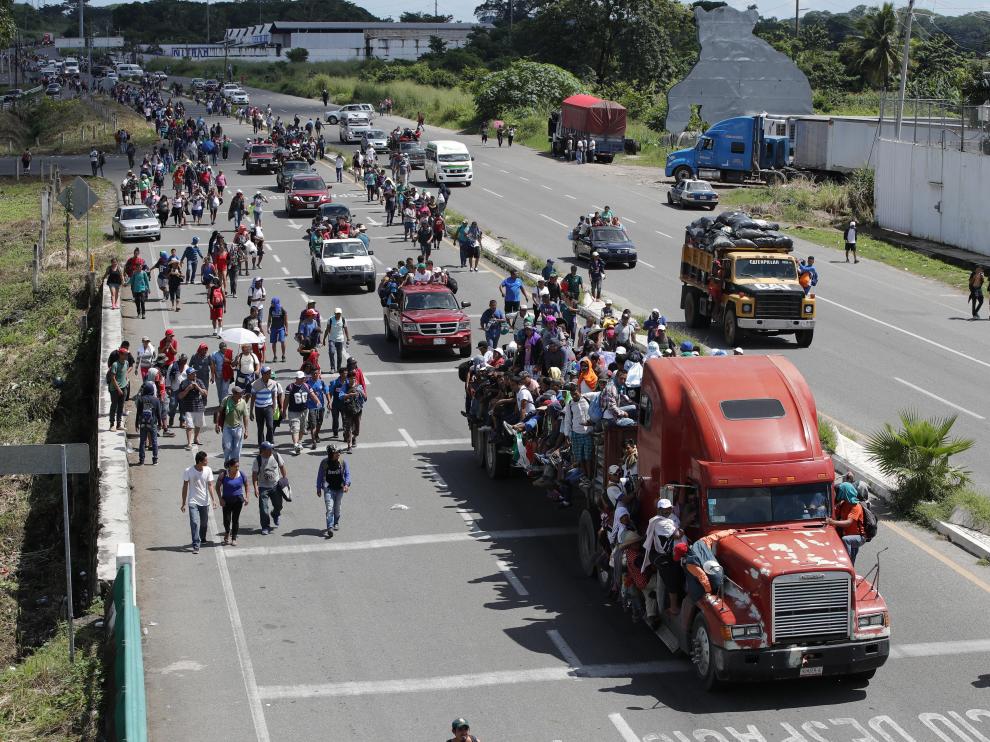 Más de 7.000 personas, en su mayoría hondureños, viajan en caravana migrante hasta Estados Unidos.