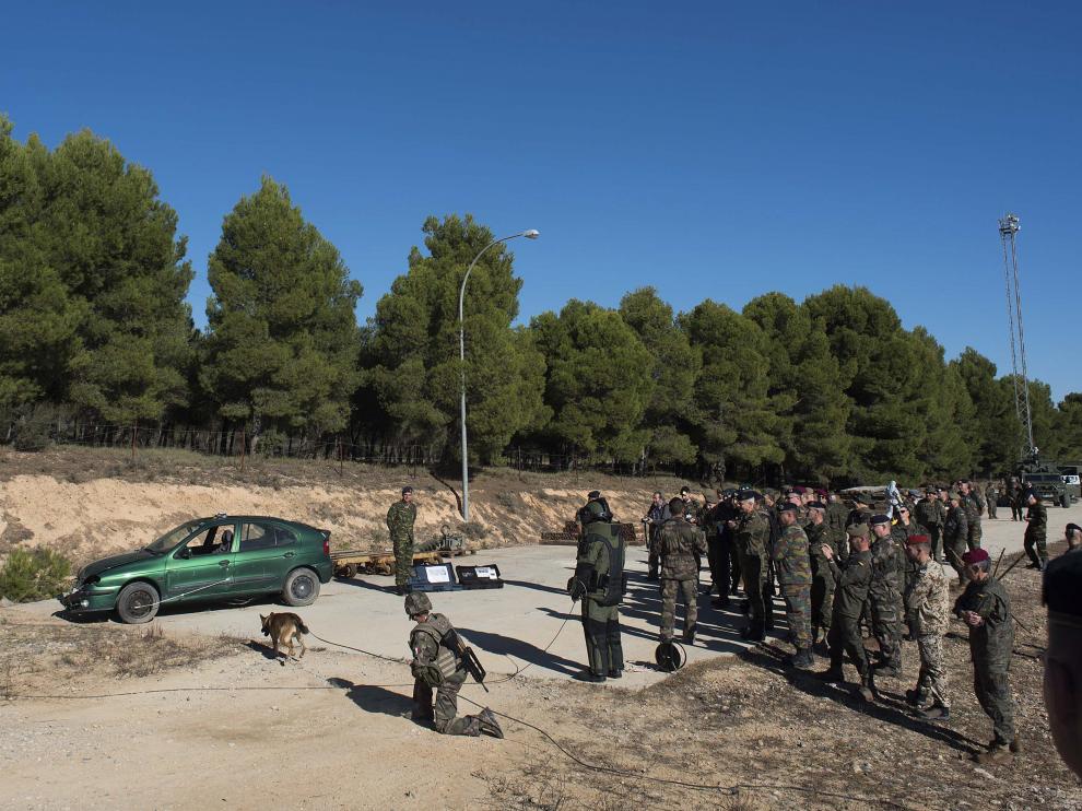 Militares de maniobras en San Gregorio.