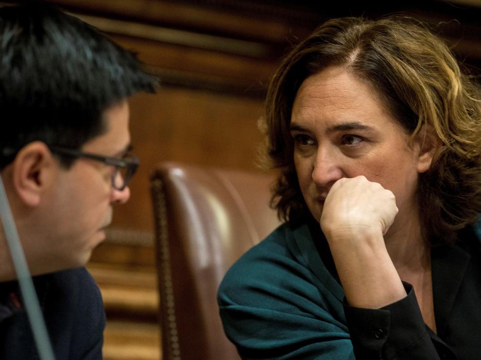 Ada Colau en el pleno del Ayuntamiento de Barcelona.
