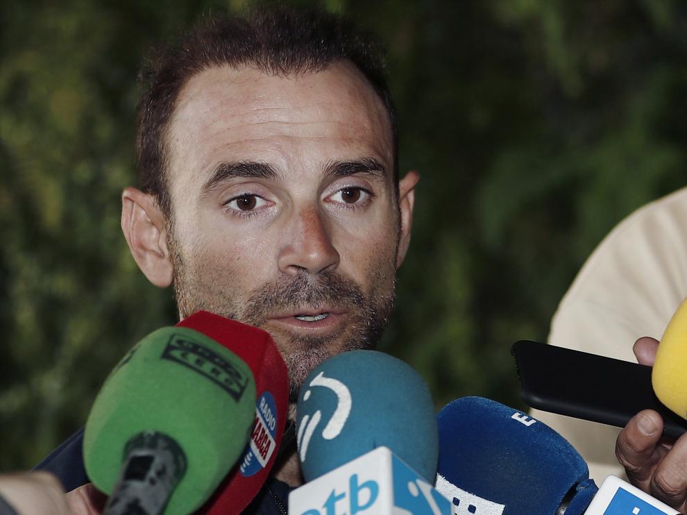 El ciclista Alejandro Valverde recibe hoy viernes a los medios.