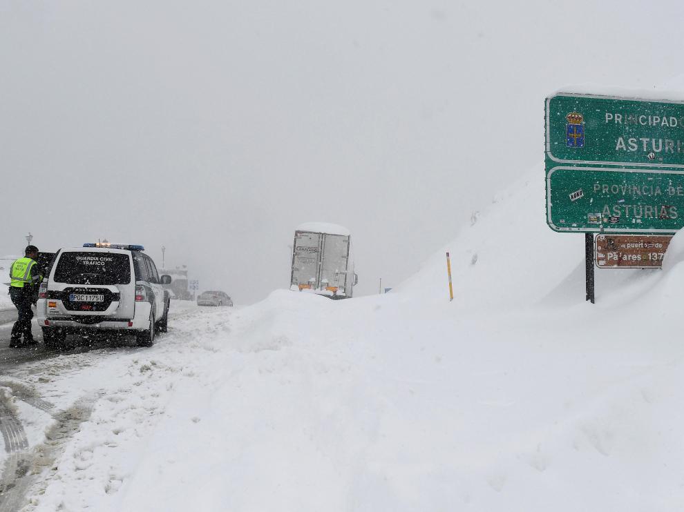 El norte de España se llena de nieve